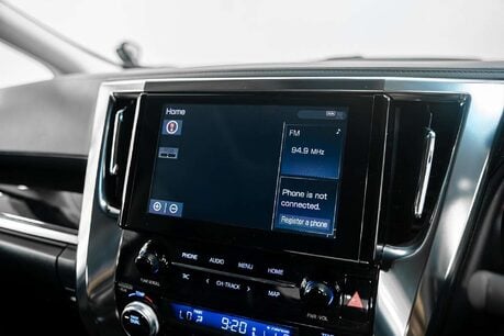 Toyota Alphard 2.5 MPV 2.5 SUV Automatic Petrol Hybrid 42
