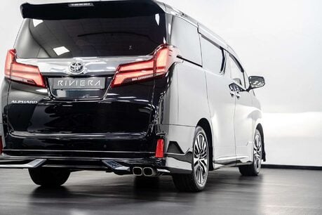 Toyota Alphard 2.5 MPV 2.5 SUV Automatic Petrol Hybrid 11