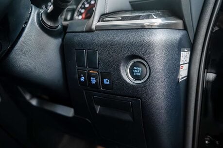 Toyota Alphard 2.5 MPV 2.5 SUV Automatic Petrol Hybrid 45