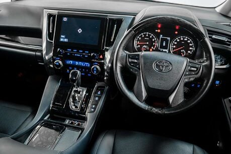 Toyota Alphard 2.5 MPV 2.5 SUV Automatic Petrol Hybrid 35