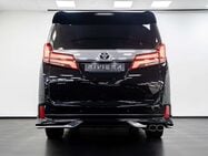 Toyota Alphard 2.5 MPV 2.5 SUV Automatic Petrol Hybrid 10