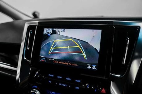 Toyota Alphard 2.5 MPV 2.5 SUV Automatic Petrol Hybrid 43