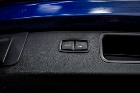 Porsche Macan 2.0T T SUV 5dr Petrol PDK 4WD Euro 6 (s/s) (265 ps) 18