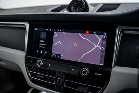 Porsche Macan 2.0T T SUV 5dr Petrol PDK 4WD Euro 6 (s/s) (265 ps) 34