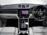 Porsche Macan 2.0T T SUV 5dr Petrol PDK 4WD Euro 6 (s/s) (265 ps) 29