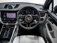 Porsche Macan 2.0T T SUV 5dr Petrol PDK 4WD Euro 6 (s/s) (265 ps) 30