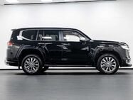 Toyota Land Cruiser ZX300 4x4 3500 Automatc Petrol 16