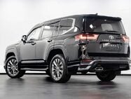 Toyota Land Cruiser ZX300 4x4 3500 Automatc Petrol 7