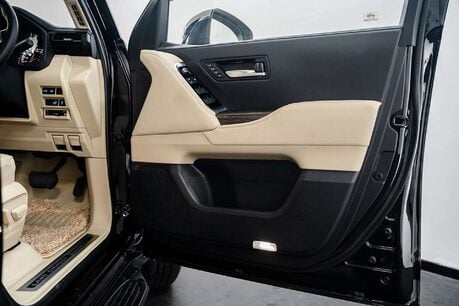 Toyota Land Cruiser ZX300 3.5 Automatic Petrol 29