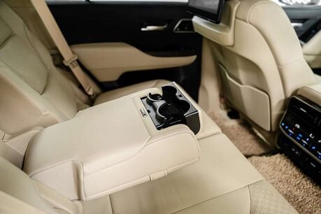 Toyota Land Cruiser ZX300 4x4 3500 Automatc Petrol 24