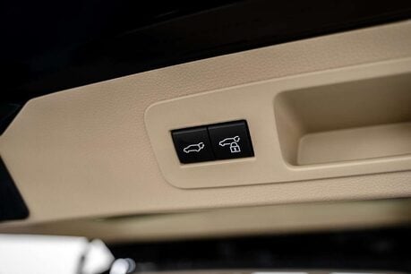 Toyota Land Cruiser ZX300 4x4 3500 Automatc Petrol 20