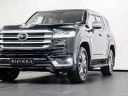 Toyota Land Cruiser ZX300 3.5 Automatic Petrol 10