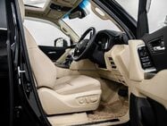 Toyota Land Cruiser ZX300 4x4 3500 Automatc Petrol 32