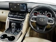 Toyota Land Cruiser ZX300 3.5 Automatic Petrol 35