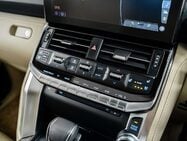 Toyota Land Cruiser ZX300 4x4 3500 Automatc Petrol 44