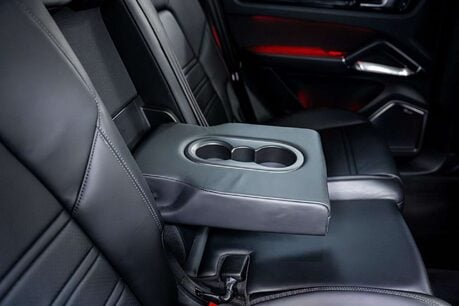 Porsche Cayenne 4.0T V8 GPF Turbo SUV 5dr Petrol TiptronicS 4WD Euro 6 (s/s) (550 ps) 21