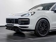 Porsche Cayenne 4.0T V8 GPF Turbo SUV 5dr Petrol TiptronicS 4WD Euro 6 (s/s) (550 ps) 12