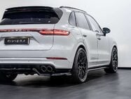 Porsche Cayenne 4.0T V8 GPF Turbo SUV 5dr Petrol TiptronicS 4WD Euro 6 (s/s) (550 ps) 10