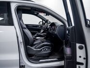 Porsche Cayenne 4.0T V8 GPF Turbo SUV 5dr Petrol TiptronicS 4WD Euro 6 (s/s) (550 ps) 28