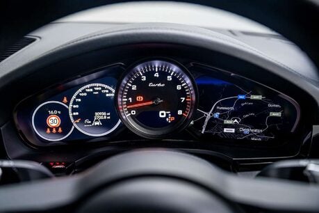 Porsche Cayenne 4.0T V8 GPF Turbo SUV 5dr Petrol TiptronicS 4WD Euro 6 (s/s) (550 ps) 39