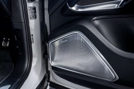 Porsche Cayenne 4.0T V8 GPF Turbo SUV 5dr Petrol TiptronicS 4WD Euro 6 (s/s) (550 ps) 27