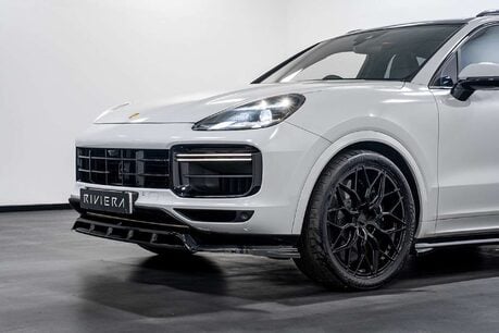 Porsche Cayenne 4.0T V8 GPF Turbo SUV 5dr Petrol TiptronicS 4WD Euro 6 (s/s) (550 ps) 12