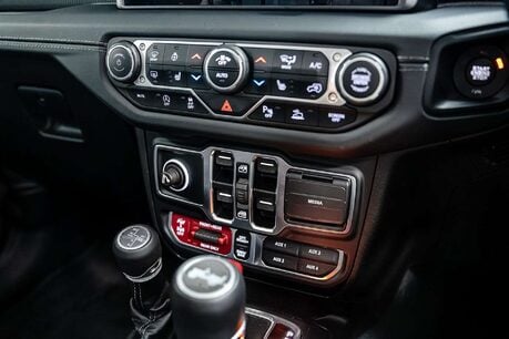 Jeep Wrangler 2.0 GME Rubicon SUV 4dr Petrol Auto 4WD Euro 6 (s/s) (272 ps) 31