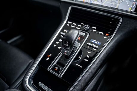 Porsche Panamera 2.9 V6 E-Hybrid 14kWh 4 Sport Turismo 5dr Petrol Plug-in Hybrid PDK 4WD Eur 21