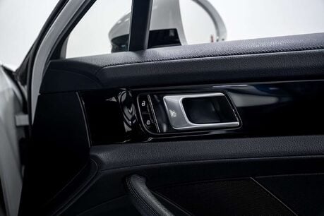 Porsche Panamera 2.9 V6 E-Hybrid 14kWh 4 Sport Turismo 5dr Petrol Plug-in Hybrid PDK 4WD Eur 12