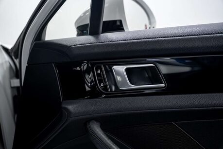 Porsche Panamera 2.9 V6 E-Hybrid 14kWh 4 Sport Turismo 5dr Petrol Plug-in Hybrid PDK 4WD Eur 12