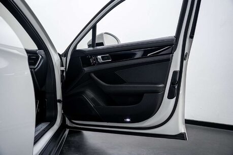 Porsche Panamera 2.9 V6 E-Hybrid 14kWh 4 Sport Turismo 5dr Petrol Plug-in Hybrid PDK 4WD Eur 11