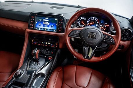 Nissan GT-R Premium Edition 3.8 2dr Coupe Semi Auto Petrol 26