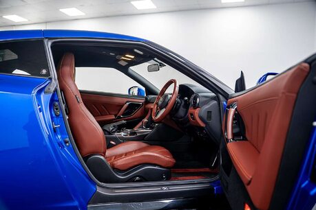 Nissan GT-R Premium Edition 3.8 2dr Coupe Semi Auto Petrol 23