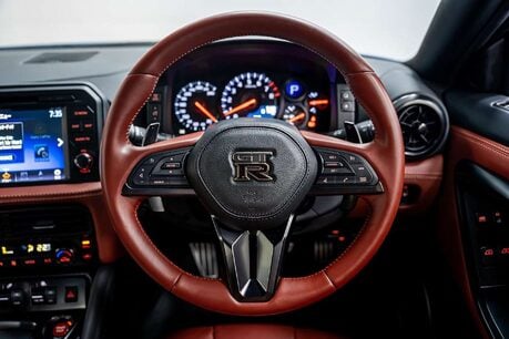 Nissan GT-R Premium Edition 3.8 2dr Coupe Semi Auto Petrol 29