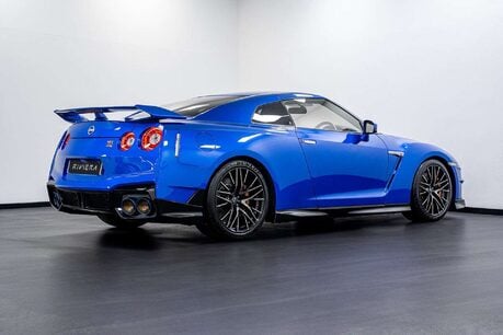 Nissan GT-R Premium Edition 3.8 2dr Coupe Semi Auto Petrol 16