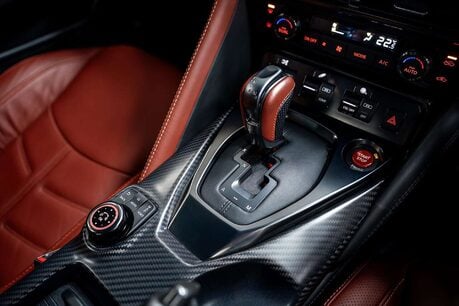 Nissan GT-R Premium Edition 3.8 2dr Coupe Semi Auto Petrol 31