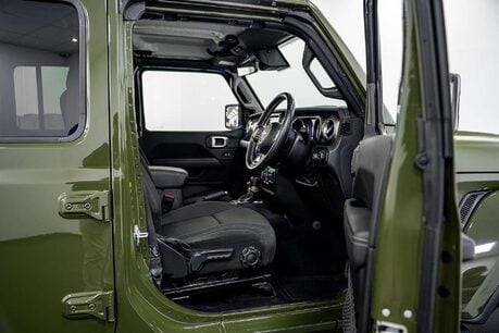 Jeep Wrangler 2.0 GME Sahara SUV 4dr Petrol Auto 4WD Euro 6 25