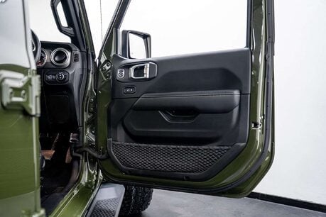 Jeep Wrangler 2.0 GME Sahara SUV 4dr Petrol Auto 4WD Euro 6 23