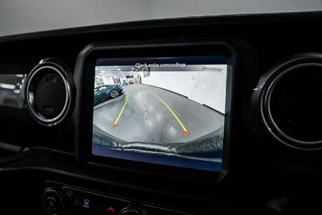 Jeep Wrangler 2.0 GME Sahara SUV 4dr Petrol Auto 4WD Euro 6 35