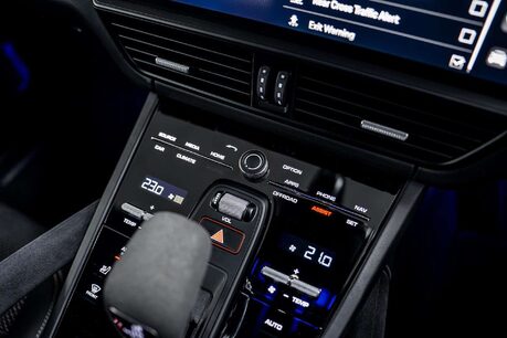 Porsche Cayenne 4.0T V8 Turbo GT Coupe 5dr Petrol TiptronicS 4WD Euro 6 (s/s) (640 ps) 36