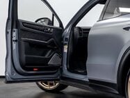 Porsche Cayenne 4.0T V8 Turbo GT Coupe 5dr Petrol TiptronicS 4WD Euro 6 (s/s) (640 ps) 6