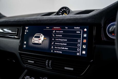 Porsche Cayenne 4.0T V8 Turbo GT Coupe 5dr Petrol TiptronicS 4WD Euro 6 (s/s) (640 ps) 38