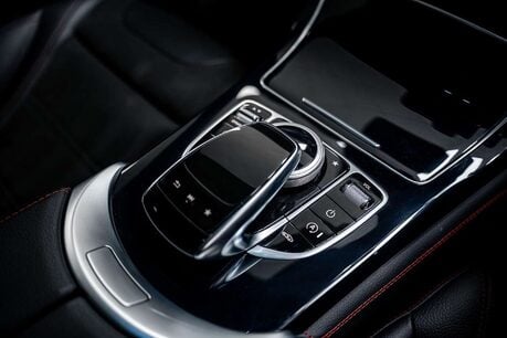 Mercedes-Benz GLC 3.0 GLC43 V6 AMG SUV 5dr Petrol G-Tronic+ 4MATIC Euro 6 35