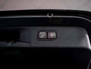 Mercedes-Benz GLC 3.0 GLC43 V6 AMG SUV 5dr Petrol G-Tronic+ 4MATIC Euro 6 19