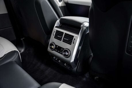 Land Rover Range Rover Sport 5.0 Range Rover Sport SVR S/C Auto 4WD 5dr 23