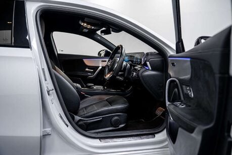Mercedes-Benz A Class 1.3 A200 AMG Line Edition (Executive) Hatchback 5dr Petrol 7G-DCT Euro 6 (s 25