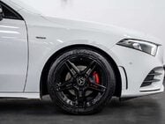 Mercedes-Benz A Class 1.3 A200 AMG Line Edition (Executive) Hatchback 5dr Petrol 7G-DCT Euro 6 (s 15