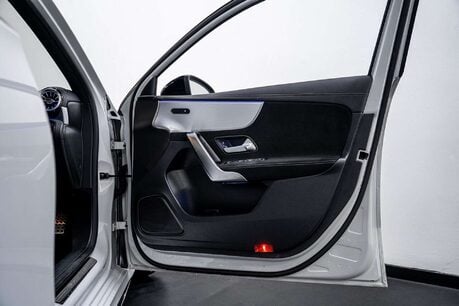 Mercedes-Benz A Class 1.3 A200 AMG Line Edition (Executive) Hatchback 5dr Petrol 7G-DCT Euro 6 (s 22