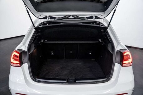 Mercedes-Benz A Class 1.3 A200 AMG Line Edition (Executive) Hatchback 5dr Petrol 7G-DCT Euro 6 (s 18