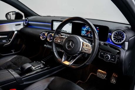 Mercedes-Benz A Class 1.3 A200 AMG Line Edition (Executive) Hatchback 5dr Petrol 7G-DCT Euro 6 (s 2